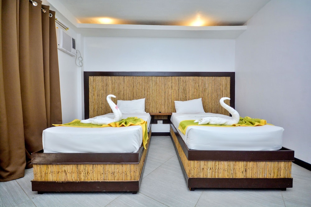 Bamboo Beach Resort Bar And Restaurant 26/66