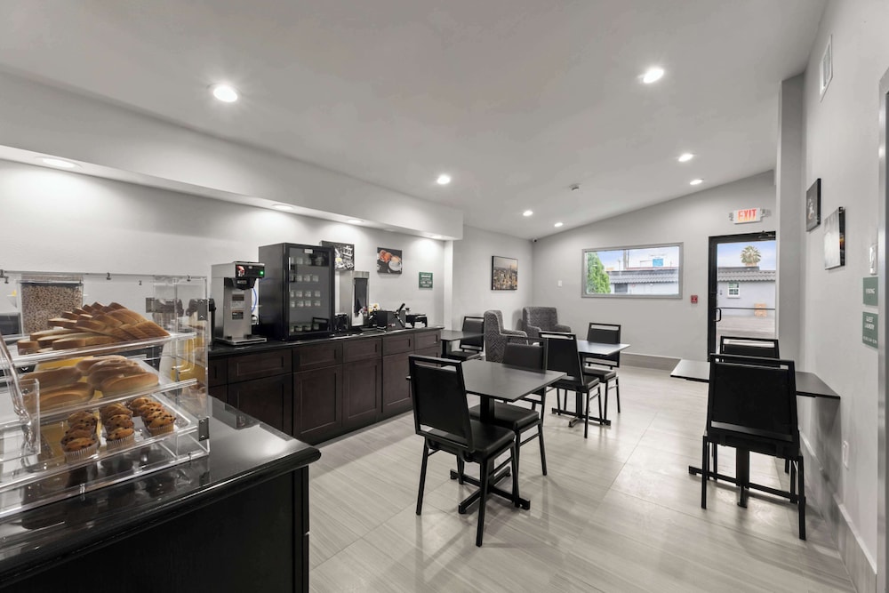 GuestHouse Extended Stay Laredo 14/42
