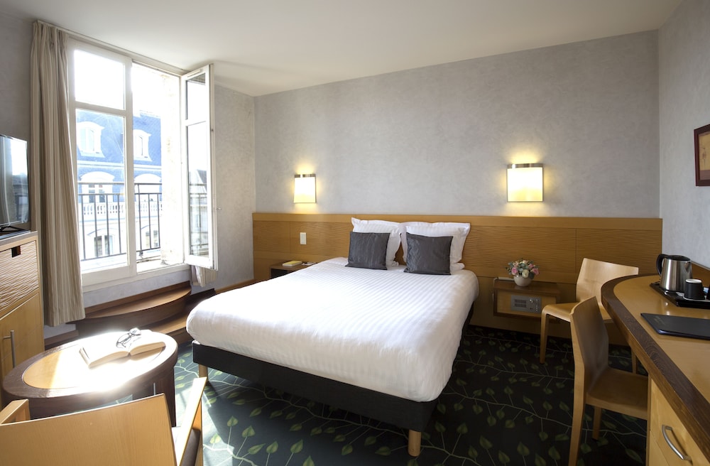 COMFORT, DOUBLE BED, CITY VIEW