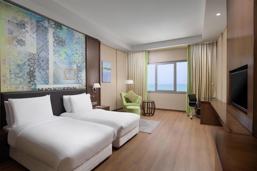 RADISSON BLU HOTEL, SOHAR 23/72