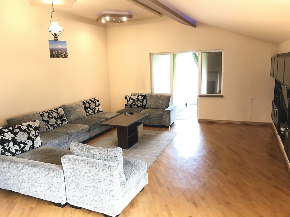 Tatev Apartments 22/43