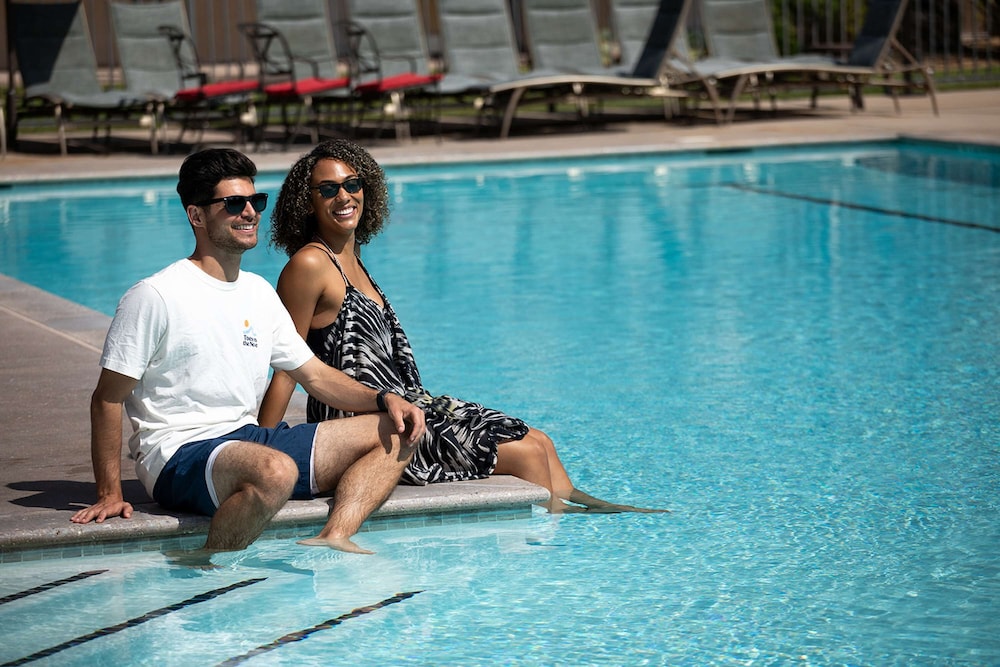 Hyatt Regency Newport Beach Hotel 37/75