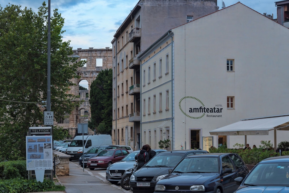 Hotel Amfiteatar 5/63