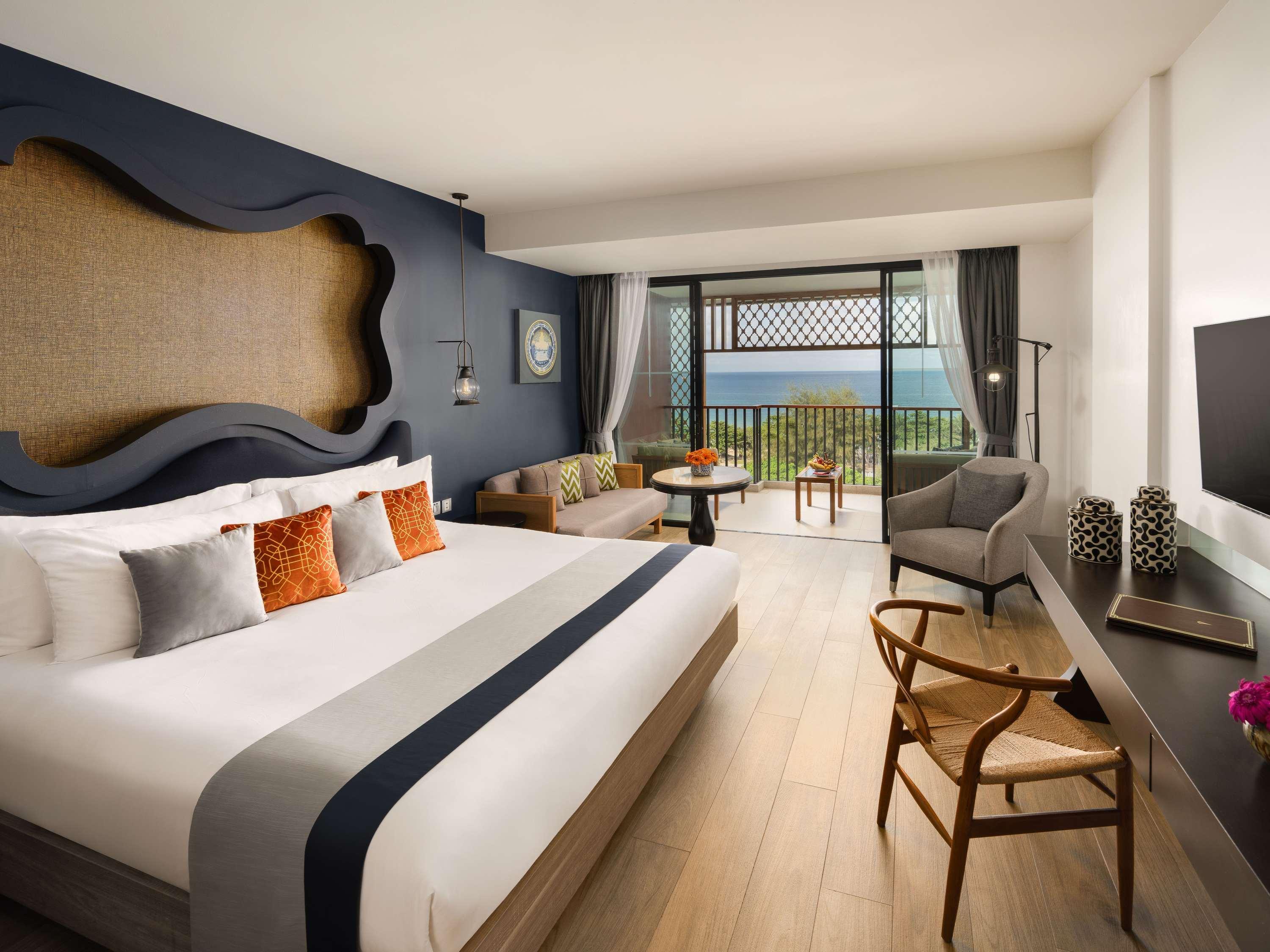 Premier, Double Bed, Sea View