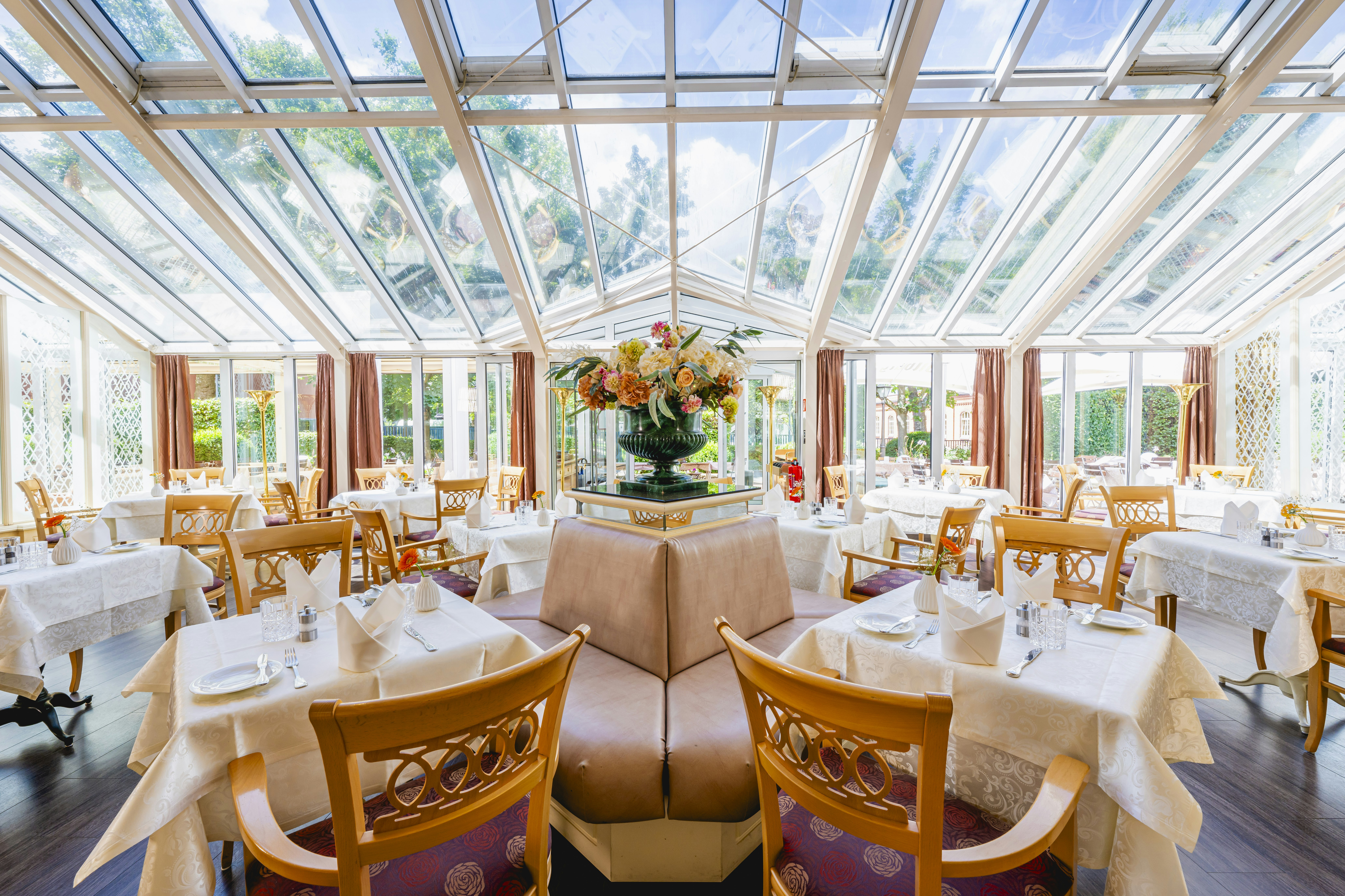 TOP Hotel am Schlosspark 30/54