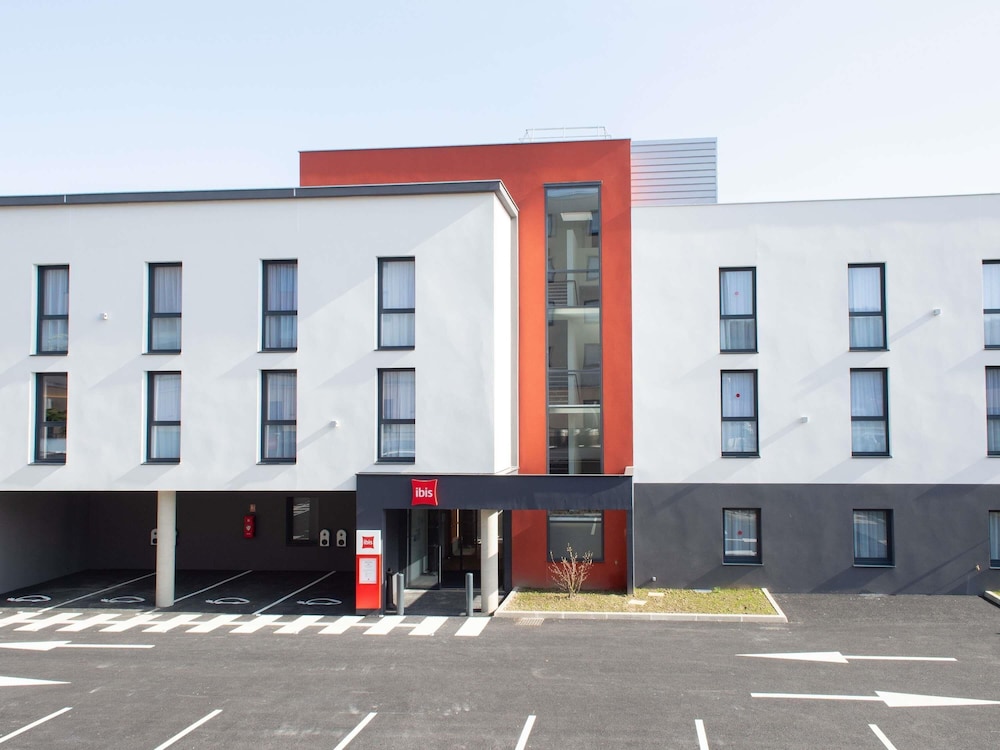 ibis Montlhery Paris Sud 62/68