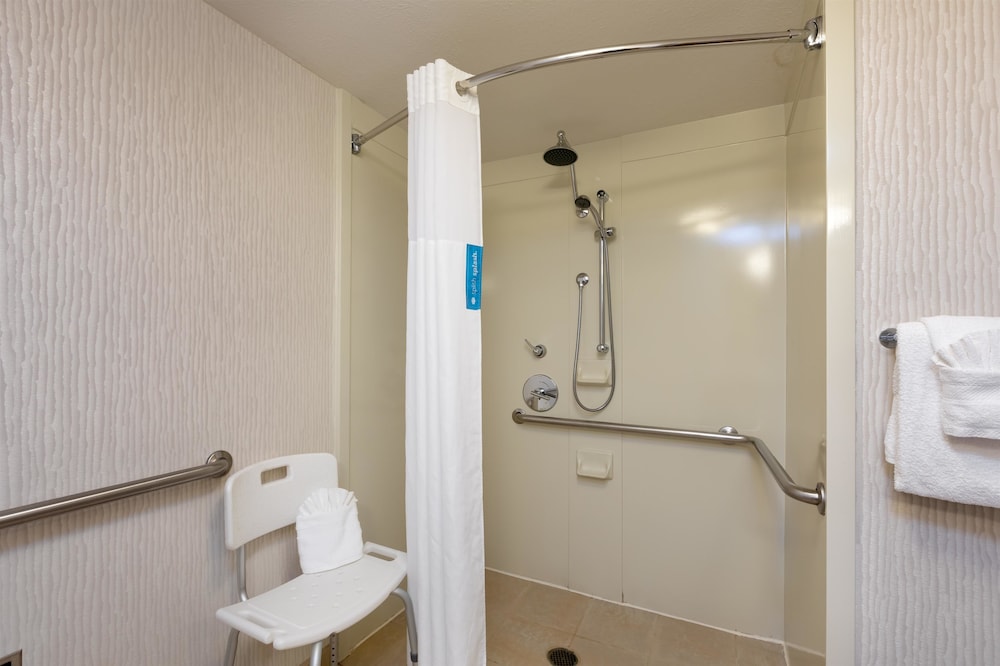 Hampton Inn And Suites Austin Airport 22/40