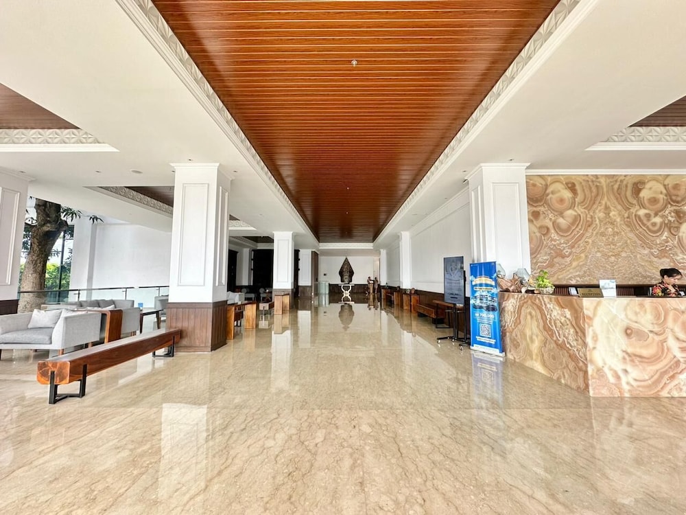 The Malioboro Hotel & Conference Center 9/42