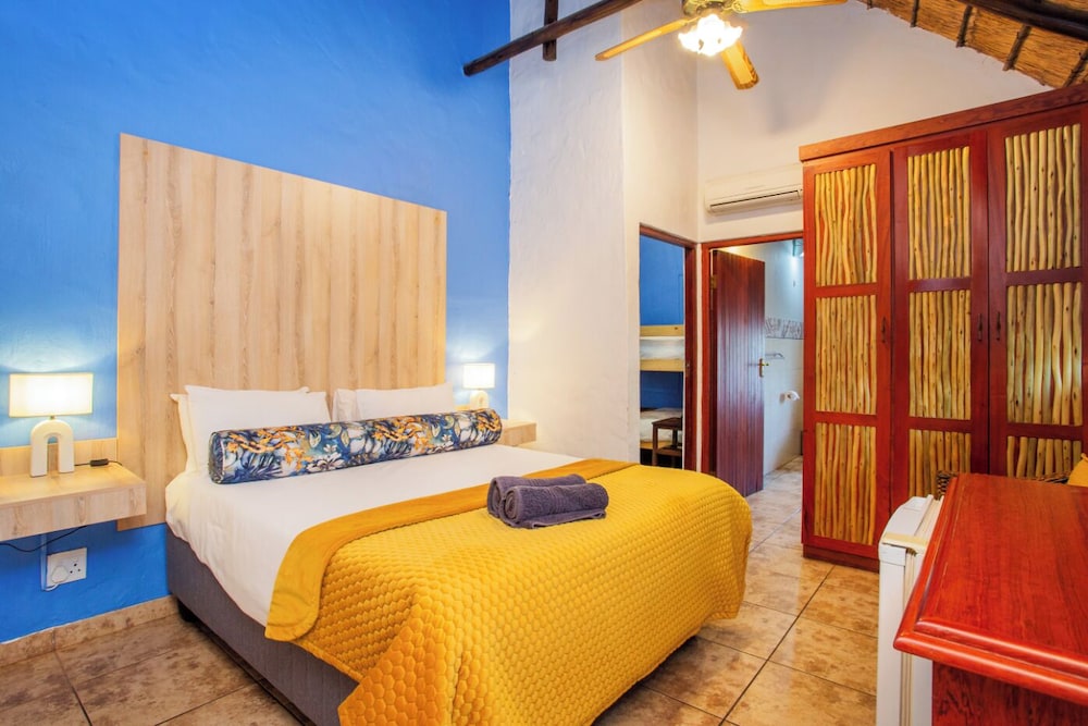 The Villa Manor & Spa 15/50