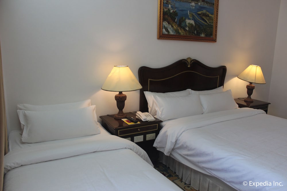 Fort Ilocandia Resort Hotel 21/50