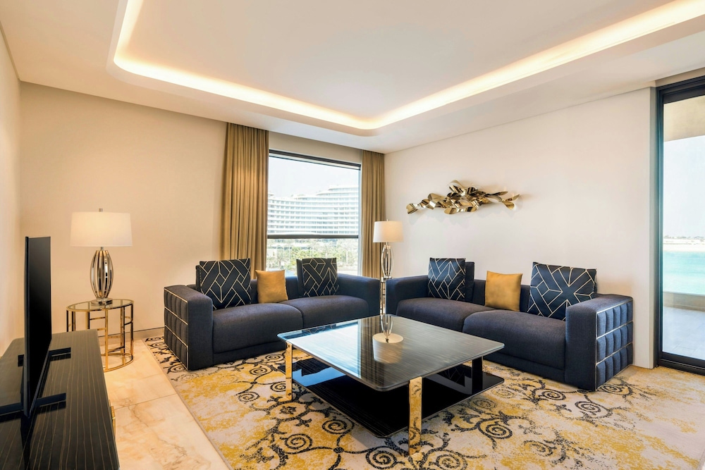 Agora, Doha, Autograph Collection 30/49