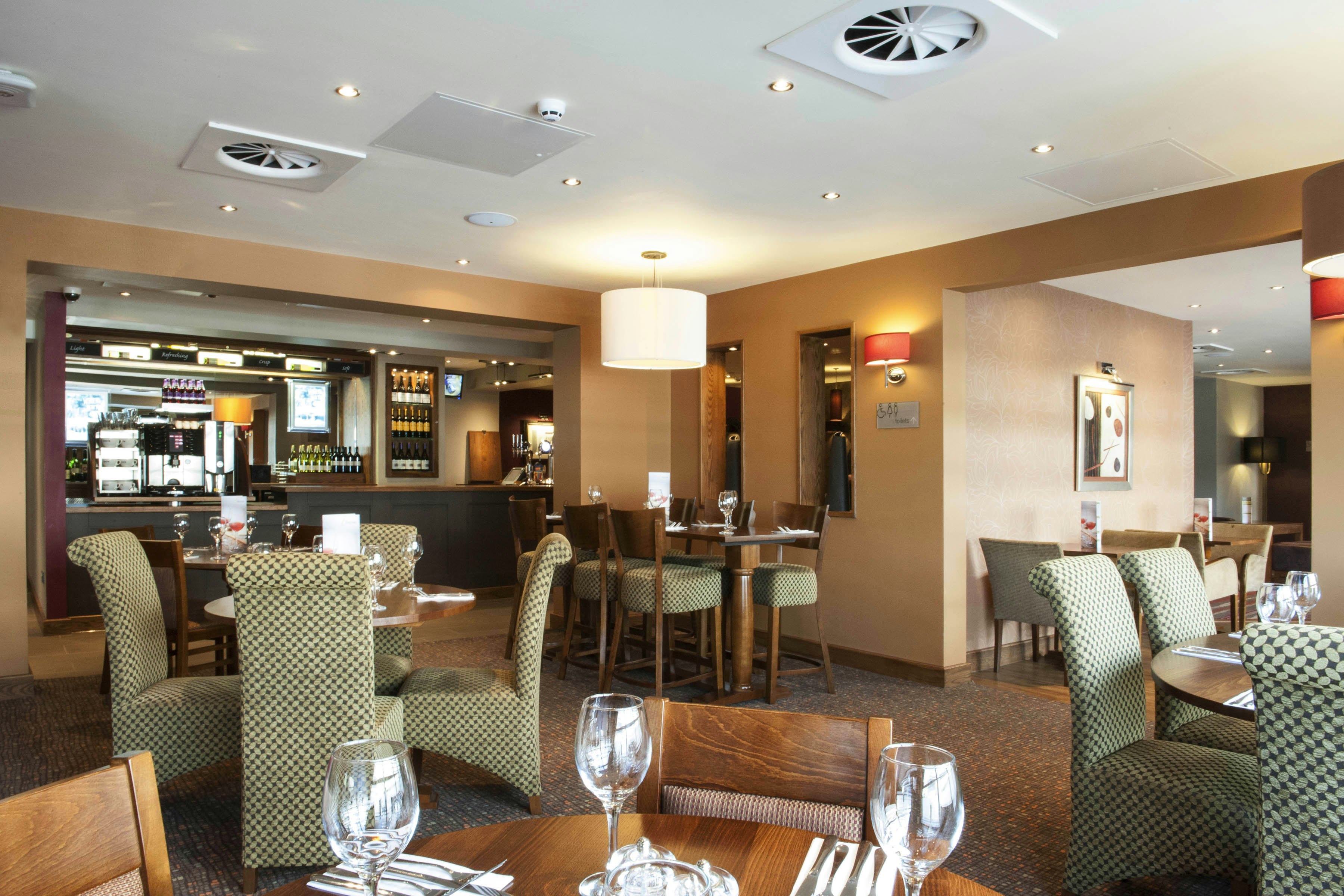 Premier Inn London Croydon Town Centre 22/27