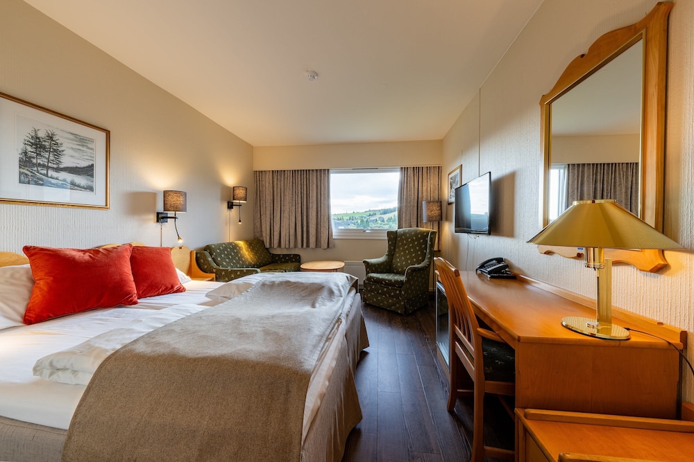 STOREFJELL RESORT HOTEL 5/50