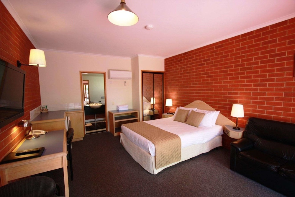 Comfort Inn Lady Augusta 18/27