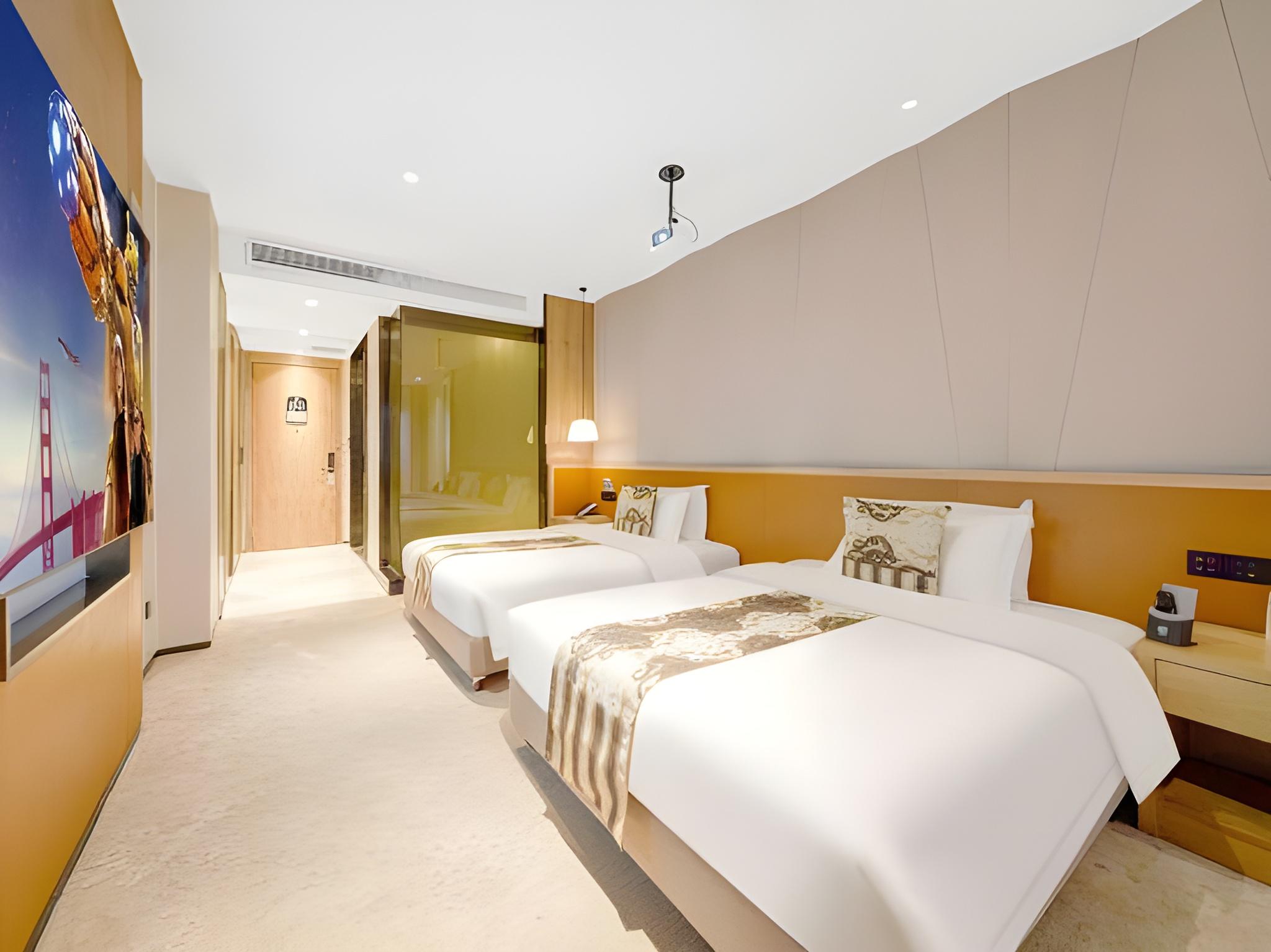 Cinema, 2 Double Beds