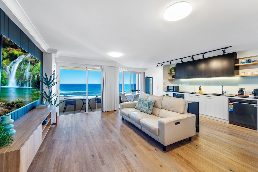 Zenith Ocean Front Apartments 29/50