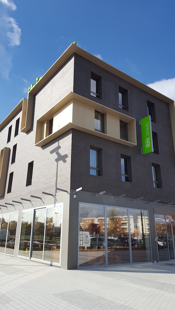Ibis Styles Guyancourt Versailles 3/69