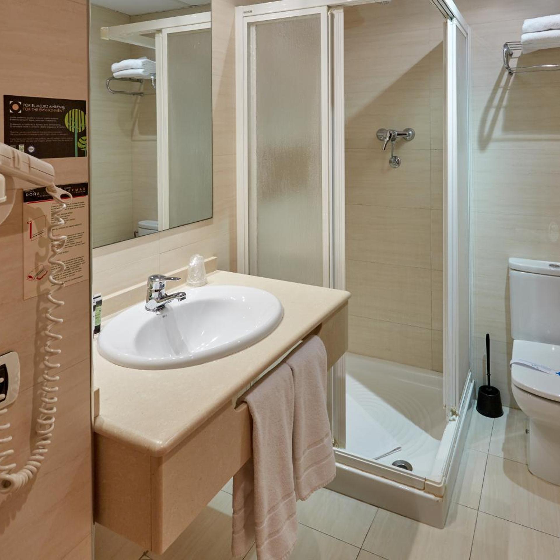 Hotel Dona Lola Castellon 47/50
