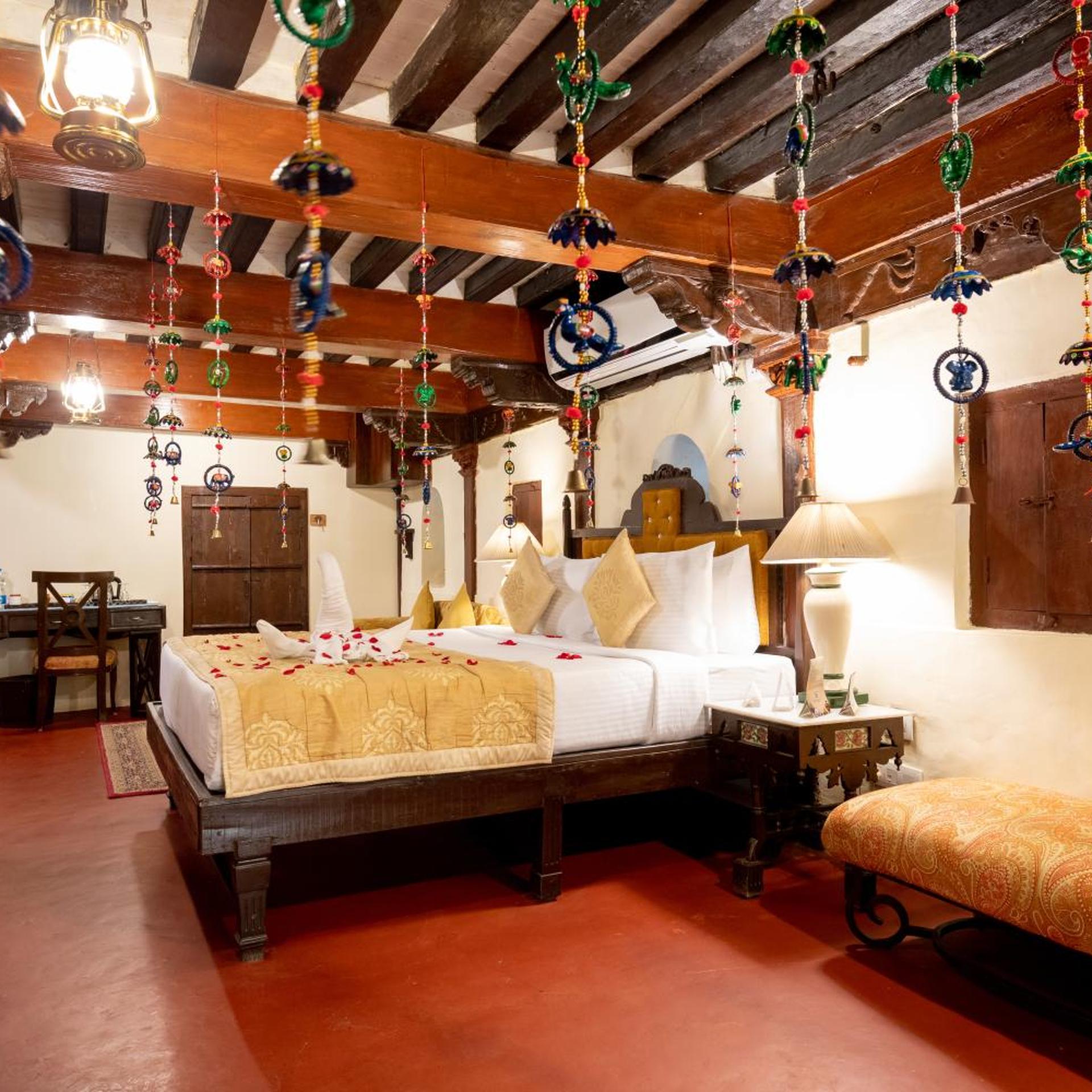 Maharani, Suite