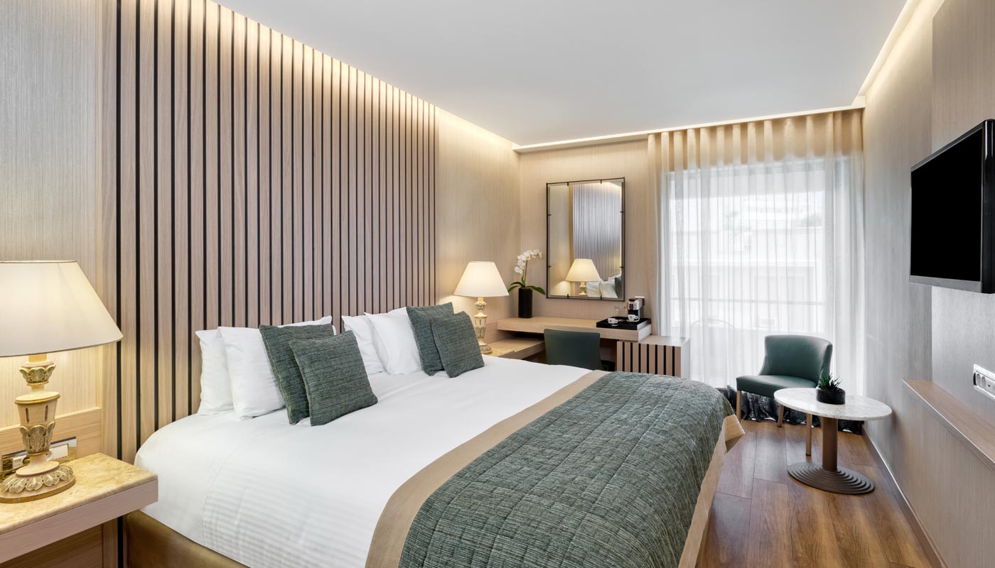 Executive, Acropolis View