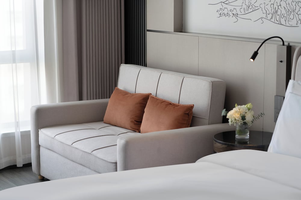 UrCove by Hyatt Aksu Century Square 9/13