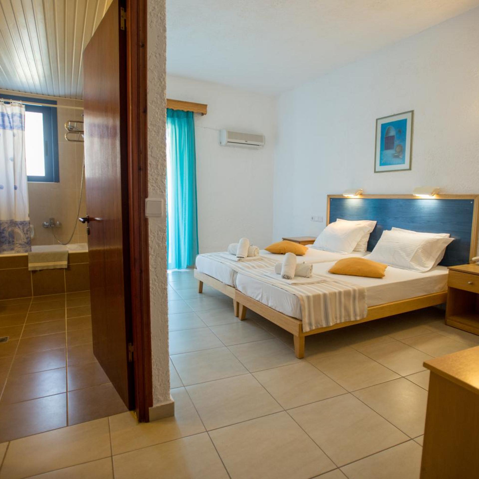 Neos Ikaros Hotel 10/38