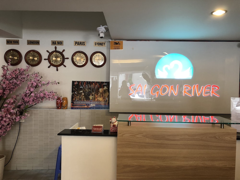 Saigon River Hotel 3/22