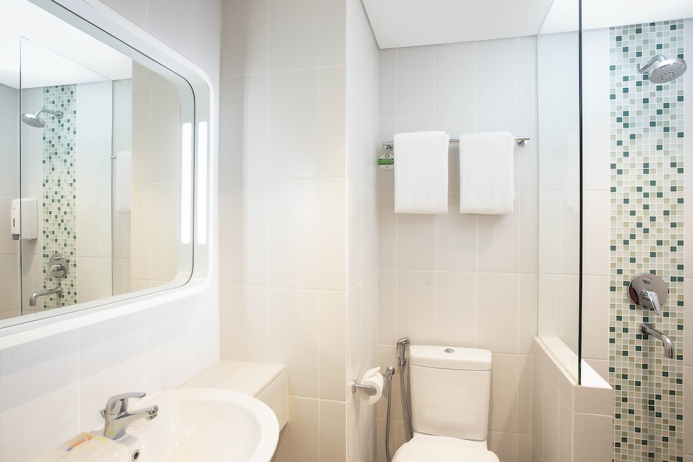 Zest Parang Raja Solo by Swiss-Belhotel International 51/51