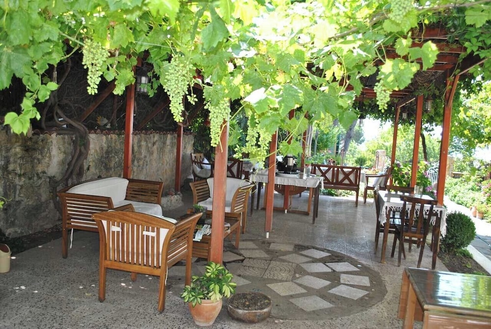 Gunebakan Taliani Otel 29/41