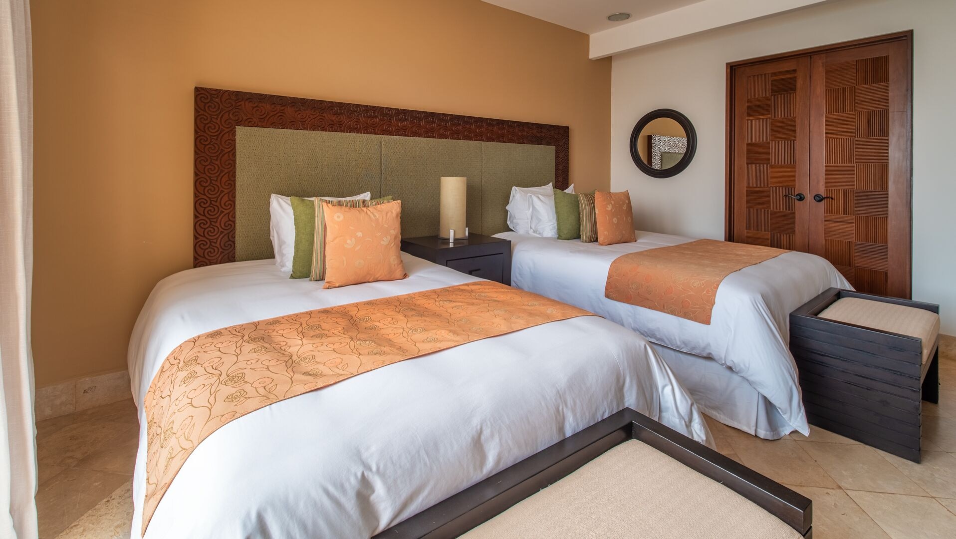2 Bedrooms, Master, Residence, 1 King and 2 Double Beds, Ocean View