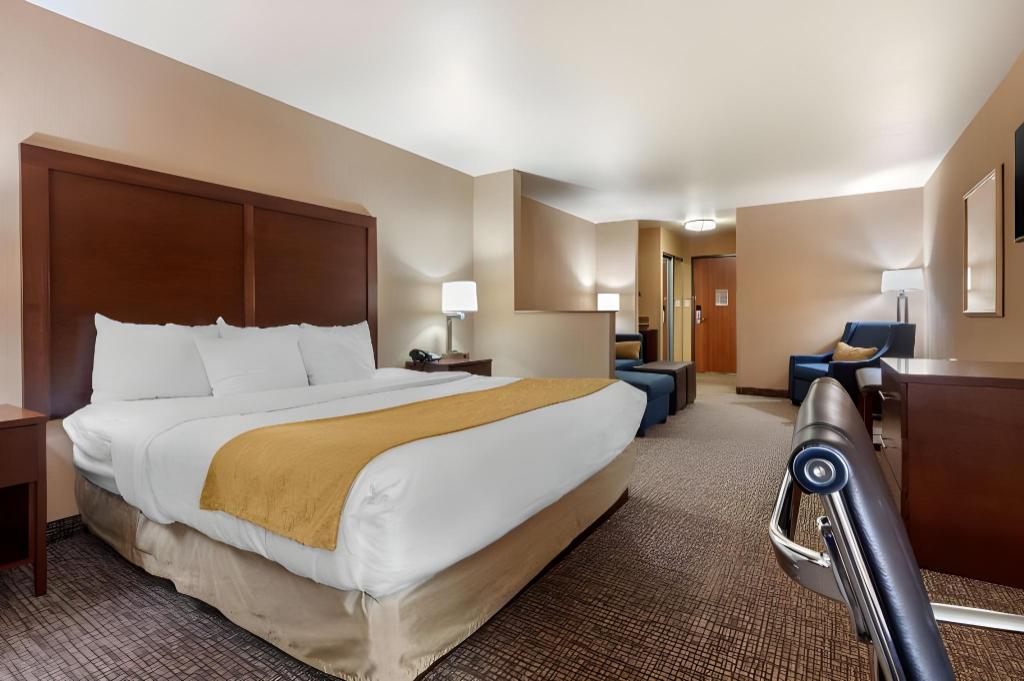 جناح بغرفة نوم واحدة، Comfort Inn & Suites Mitchell I-90 6/9