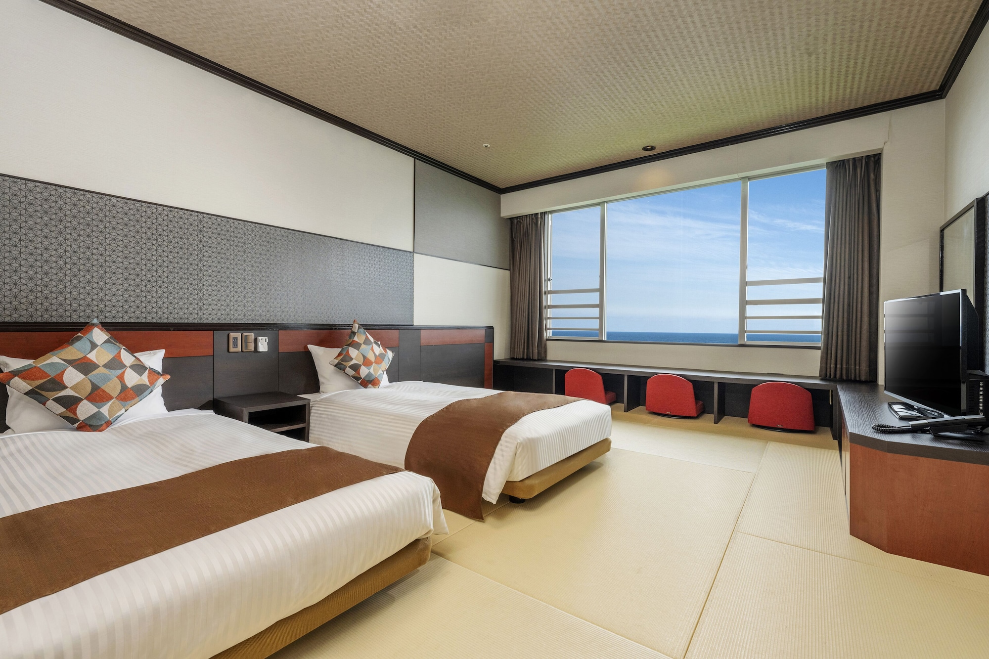 Japanese, Horizon, Twin Beds, 2 Futon Beds