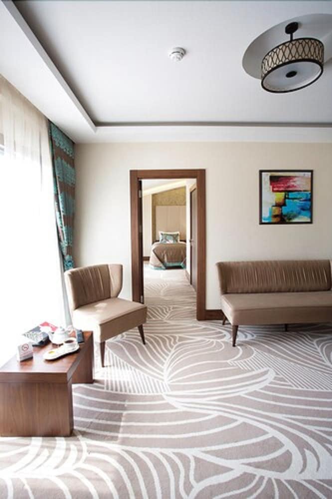 Ramada by Wyndham Yalova 7/53