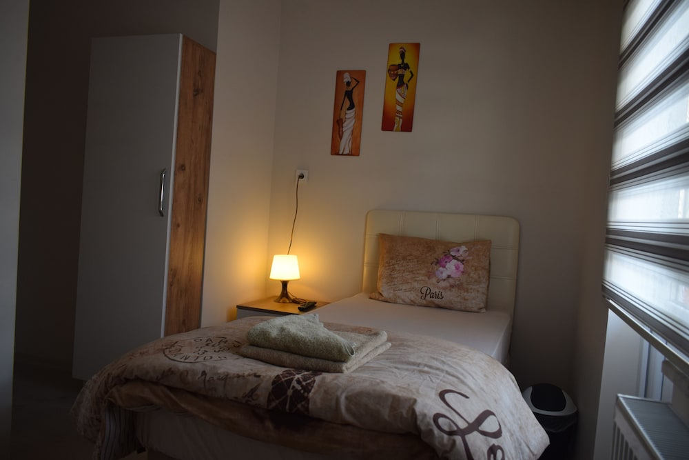 Tekinler Otel 4/45