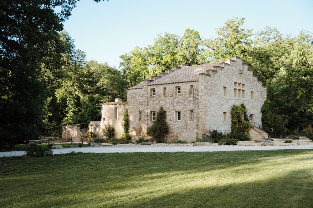 Le Chateau de Pondres 63/68