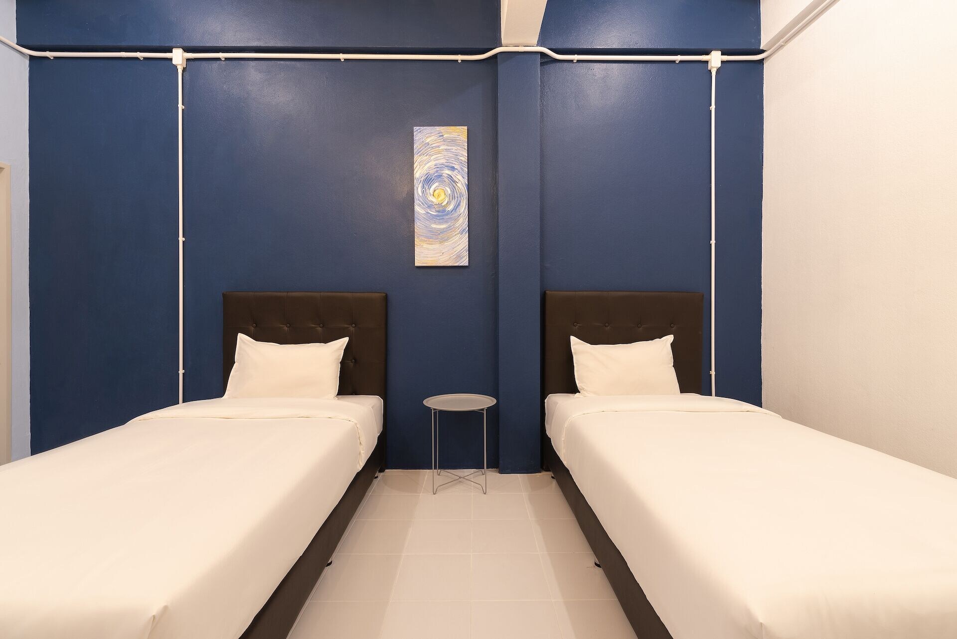 SUPERIOR, TWIN BEDS