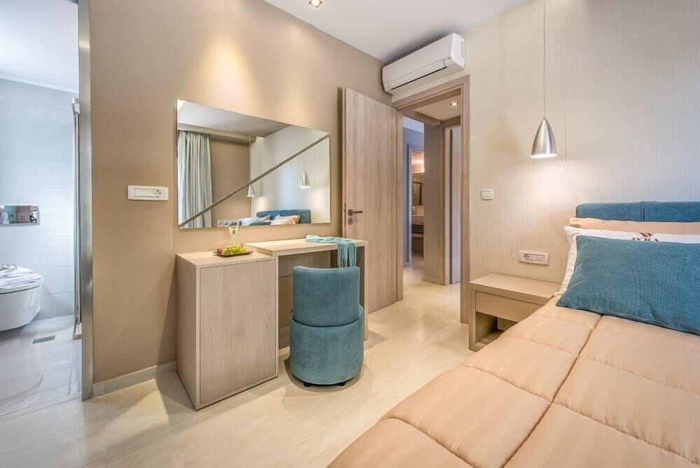 Avra Luxury Villa 48/50