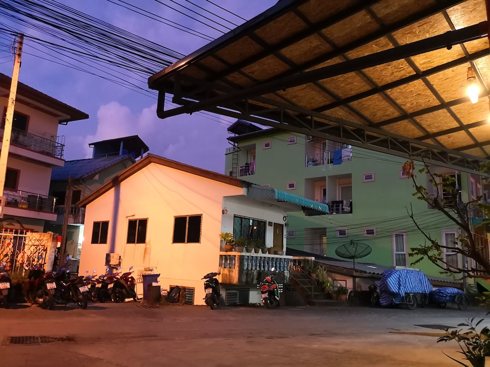 RoomQuest Patong Phuket 5/50