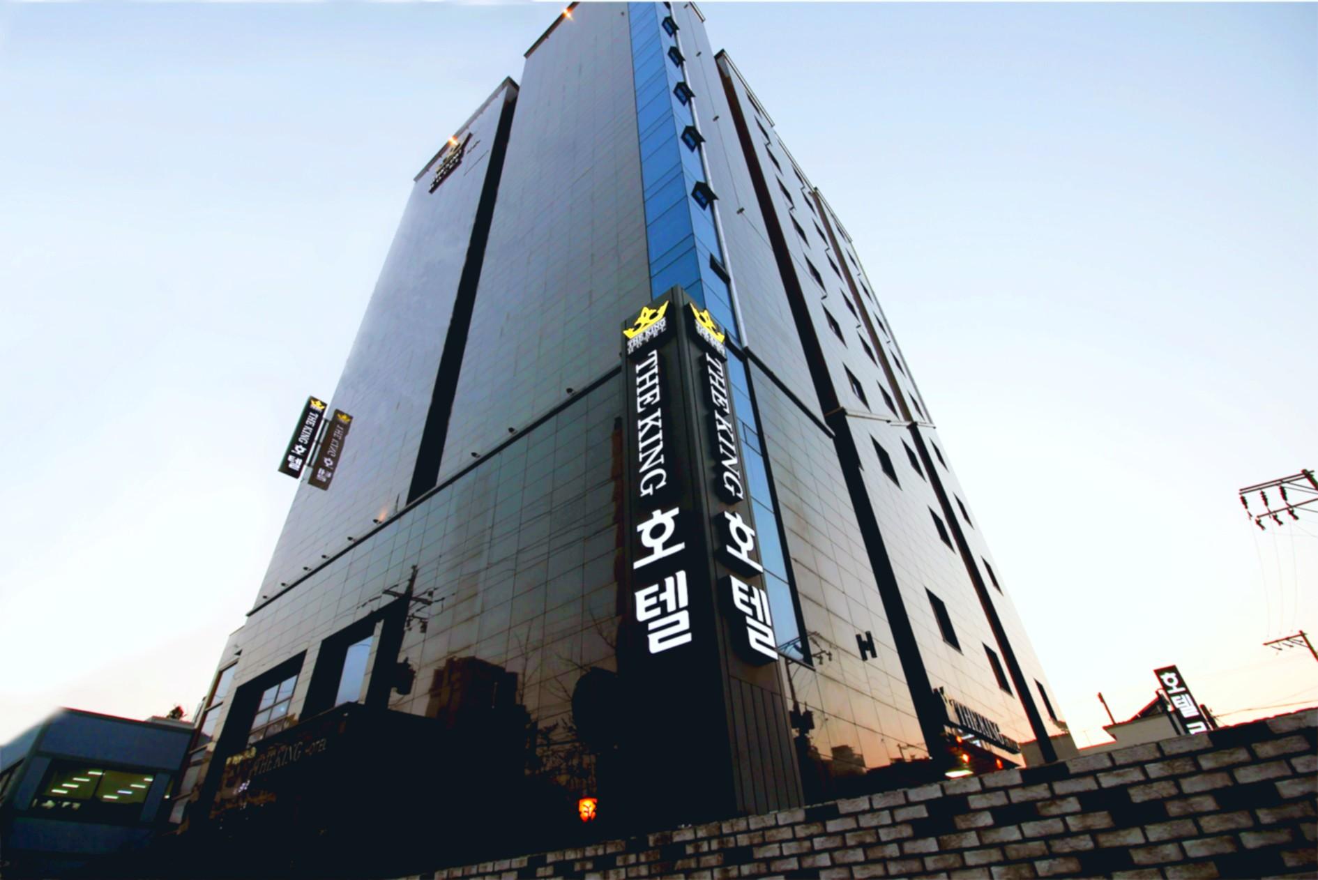 The King Hotel in BUSAN