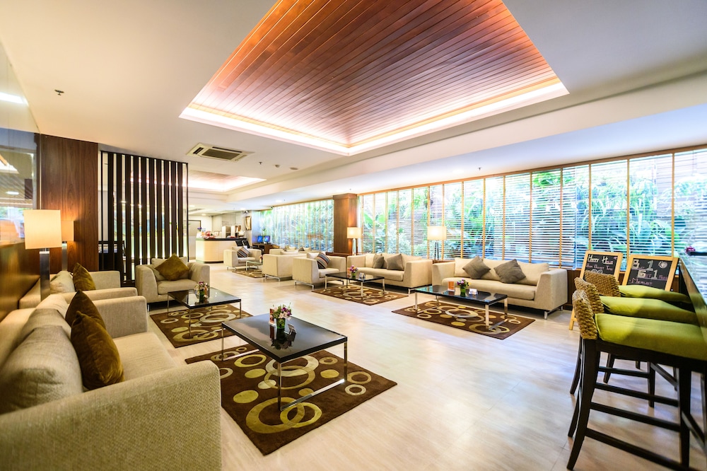 Lohas Residences Sukhumvit 58/71