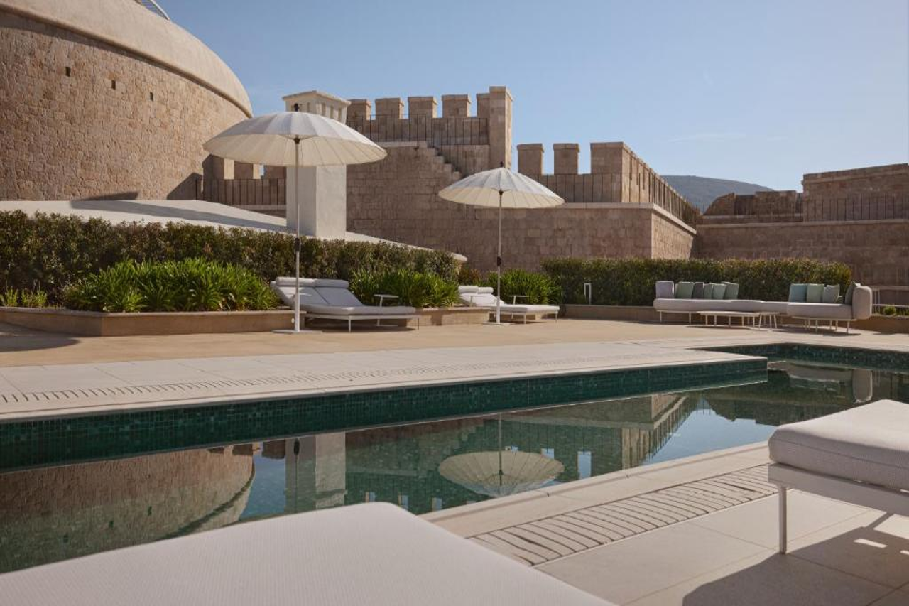 Mamula Island By Banyan Tree 42/48