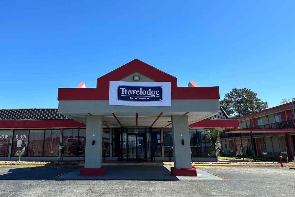 Ramada by Wyndham Lumberton NC North 1/60