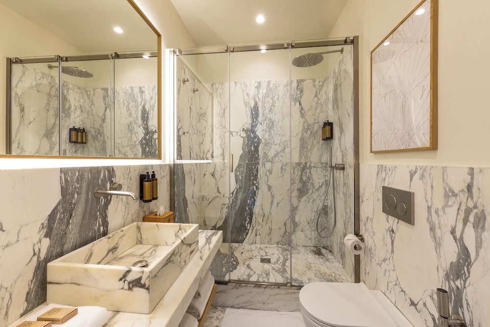 جناح بسرير كوين مع أريكة في الملحق، Nerva Boutique Hotel 6/8
