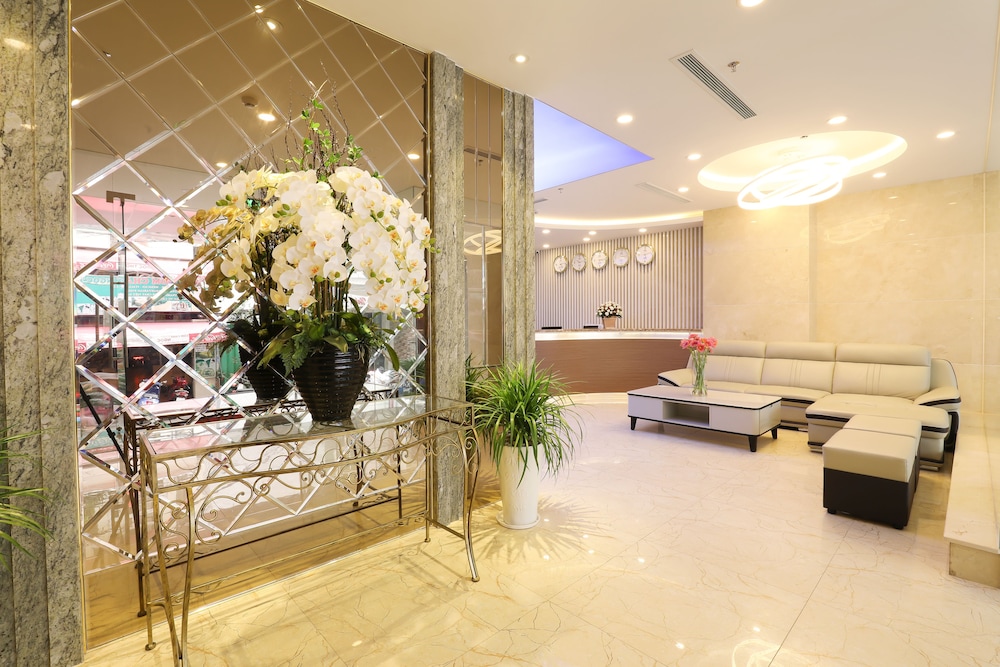 Prague Hotel 12/100