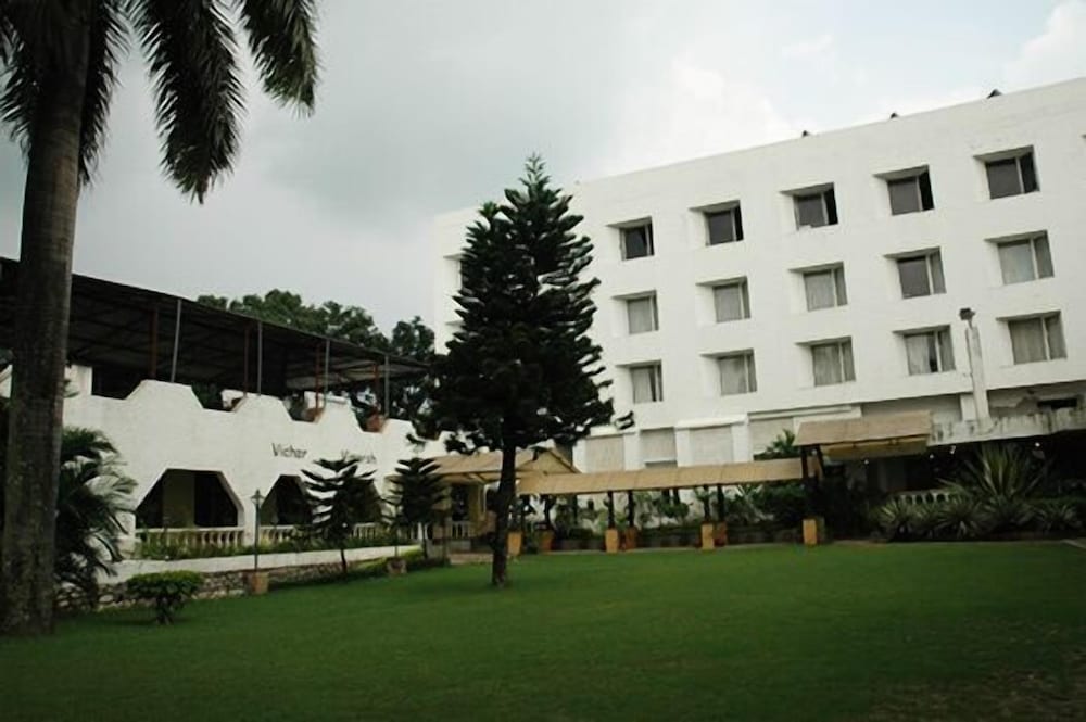 Hotel Madhuban 48/50