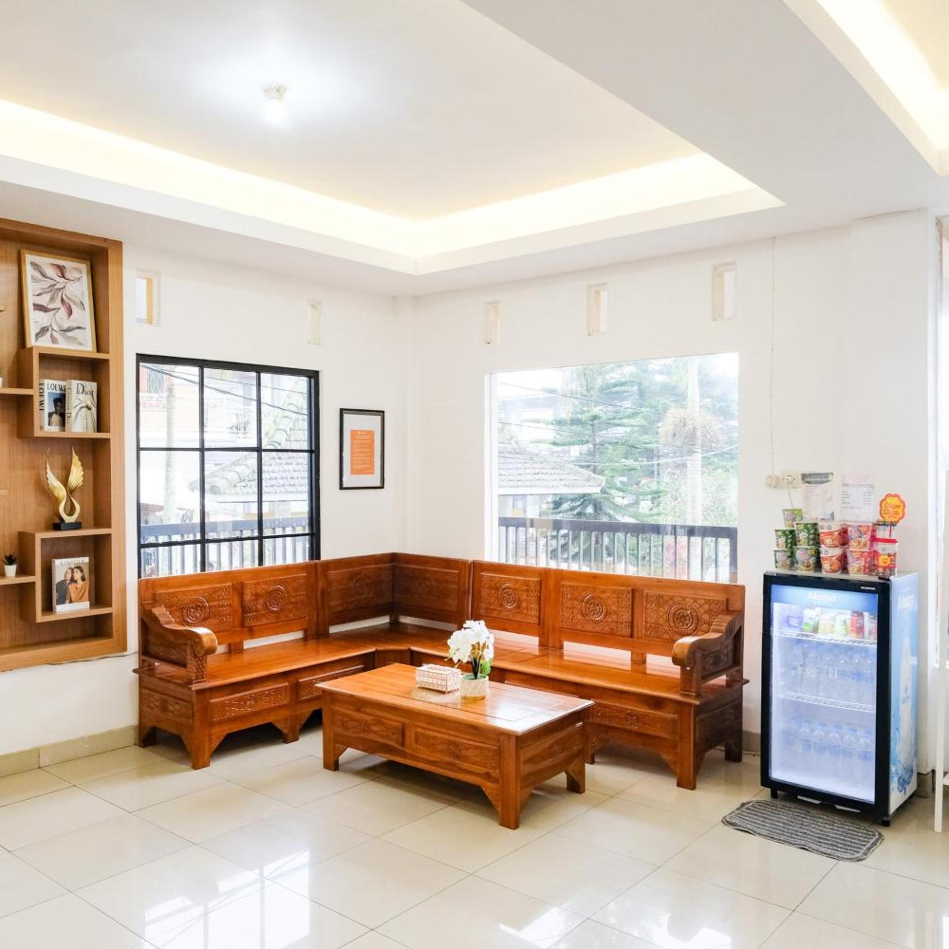 Reddoorz Near Taman Rekreasi Selecta 43/59