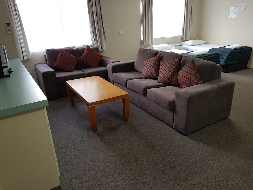Southport Motel & Apartments 46/71