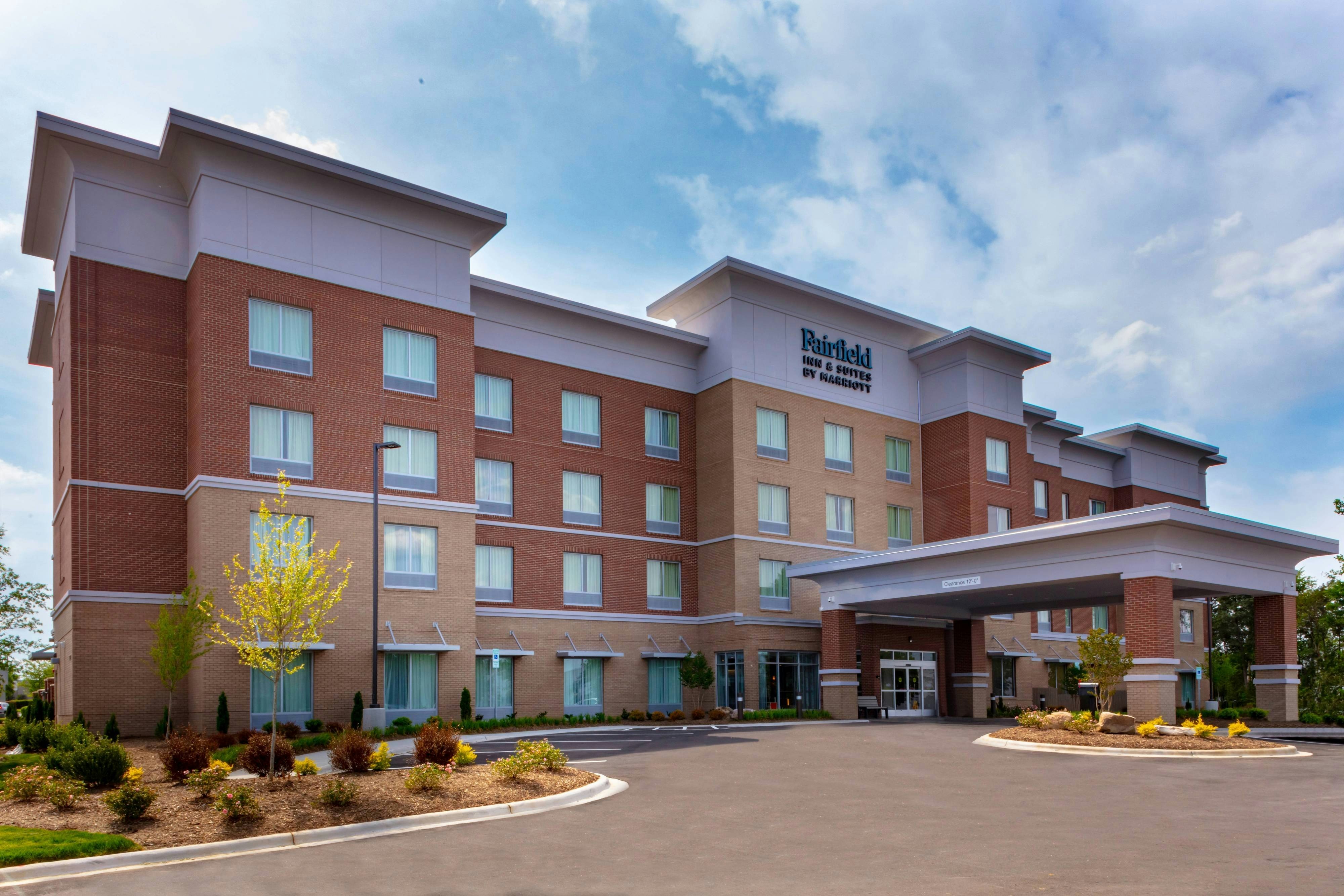 Fairfield Inn and Suites Charlotte Pineville 2/43