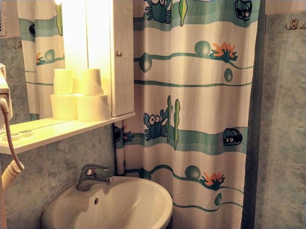 Hotel Delfini 18/36