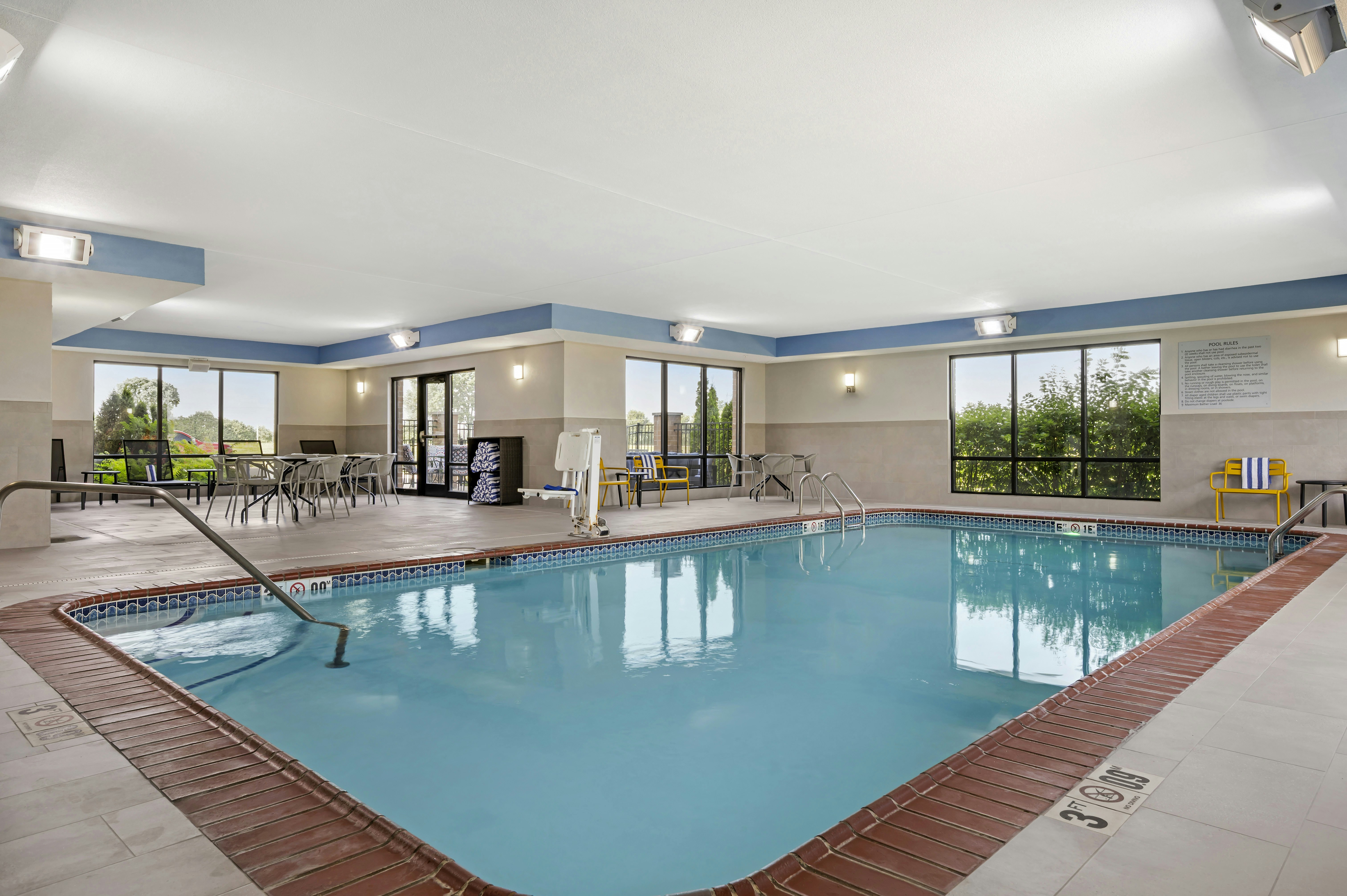 Hampton Inn Suites Crawfordsville 20/51